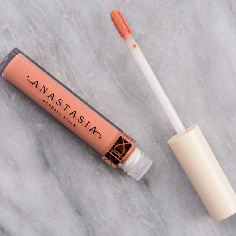 ABH "Peachy" liquid lipstick